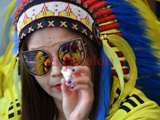 Hermosas colombianas presenciaron el pase a octavos de su equipo ante Senegal