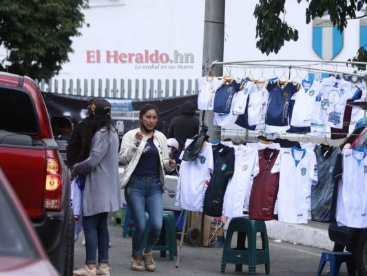 ¡Llenazo en la final! Aficionados del Comunicaciones abarrotarán el Doroteo Flores en la final ante Motagua