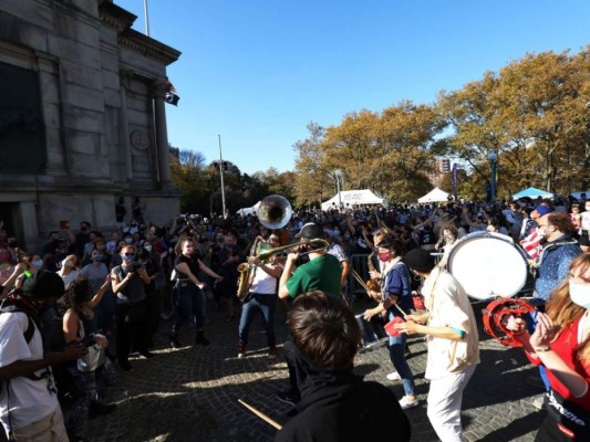 Nueva York salió a las calles a despedir a Donald Trump (FOTOS)