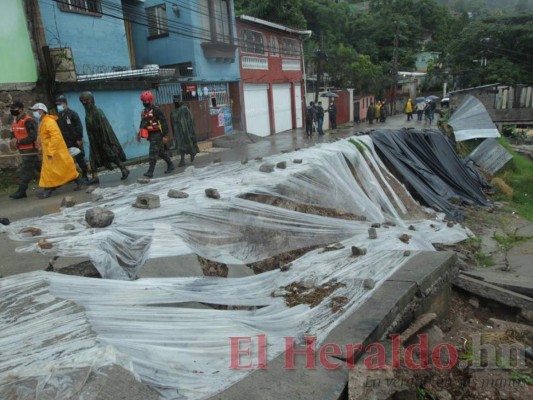 FOTOS: Derrumbes e inundaciones, los primeros efectos de Eta en la capital