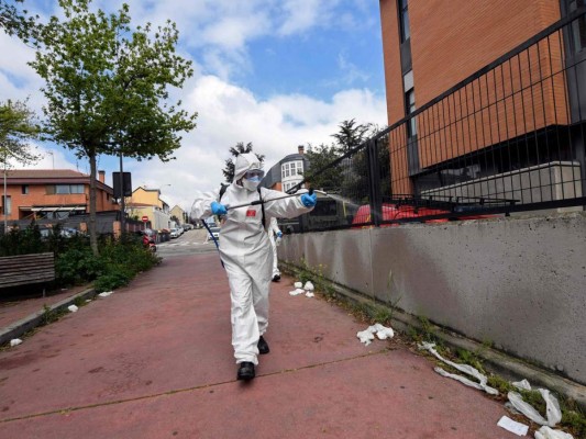 FOTOS: España continúa bajo el terror ante incremento de muertos por Covid-19