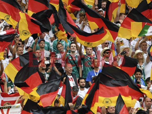 El ambientazo que viven los aficionados en el encuentro entre Alemania vs México