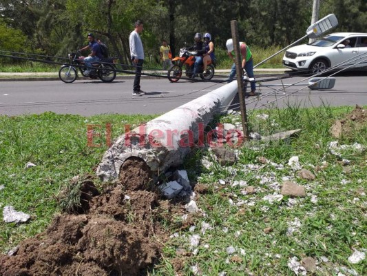 Fotos: Así quedó la escena del aparatoso accidente en el anillo periférico