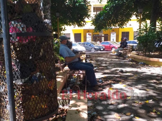 Abandonado y lleno de basura, así está el parque La Libertad de Comayagüela