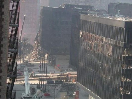 Ataque a Torres Gemelas: Los destrozos que quedaron en alrededores de la zona cero