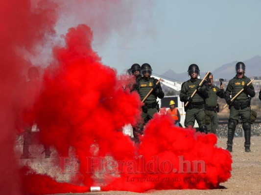 FOTOS: Así se prepara la patrulla fronteriza para detener a migrantes de la caravana