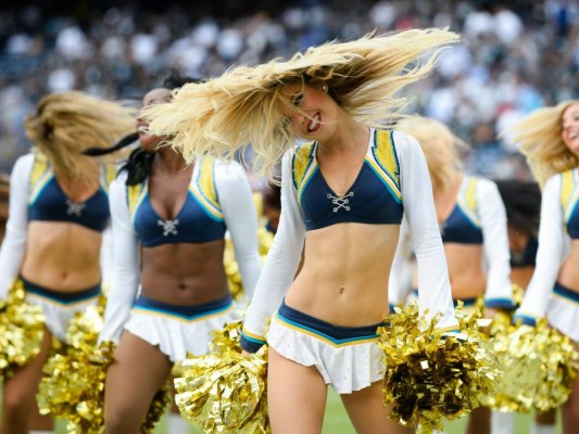 Las Cheerleaders más hermosas de la semana 8 en la NFL