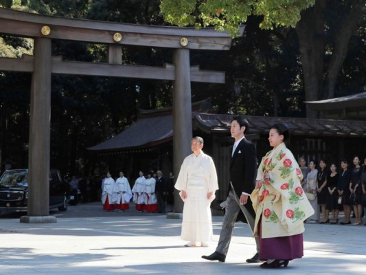 Así fue la boda de Ayako, princesa de Japón que renunció a su título por amor