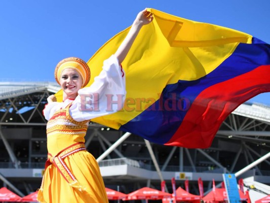 Hermosas colombianas presenciaron el pase a octavos de su equipo ante Senegal