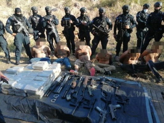 Armas, drogas y sicarios, lo encontrado en el campamento de la MS (Fotos)