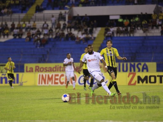 El enfado de Troglio, la celebración de Rony y el show de la Ultra: Las fotos después del Real España vs Olimpia