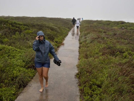 FOTOS: Huracán Hanna golpea fuerte a Texas, que ya lidia con pandemia