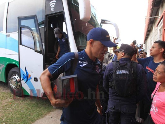 FOTOS: La hermética llegada de Motagua al Carlos Miranda para el clásico