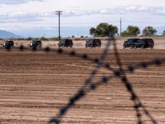 Así fue la visita de Donald Trump a la frontera en Calexico, California