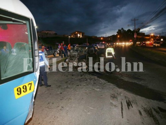 Imágenes del accidente en el anillo periférico que dejó varios heridos