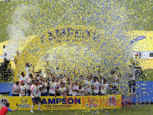 Así celebró Olimpia su 32 copa como campeón del fútbol hondureño