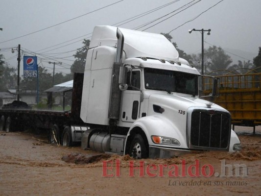 Los rescates más impactantes tras el paso de Eta por Centroamérica