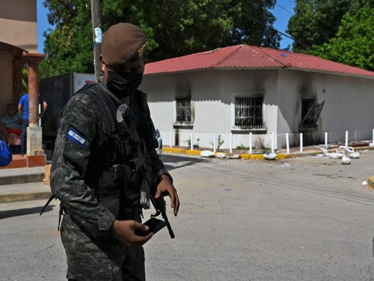 Tensión en las calles de Yusguare por repudiables hechos violentos (FOTOS)