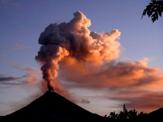 10 volcanes que han hecho erupción en el mundo