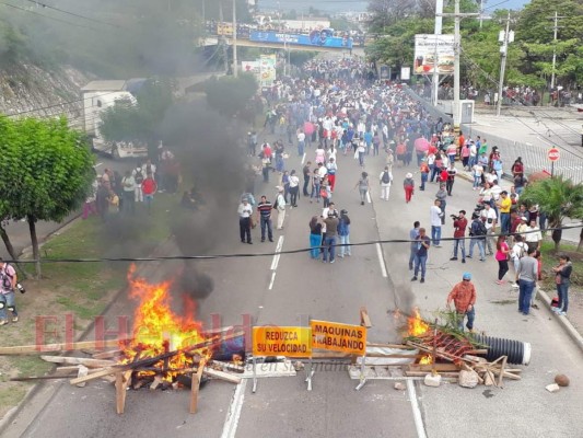 Así se desarrollaron las protestas este lunes en la capital de Honduras