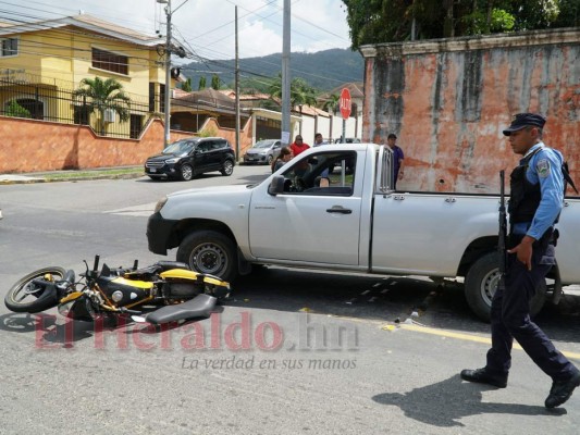 FOTOS: Escena donde conductor embistió a sicario que lo intentó asesinar en San Pedro Sula