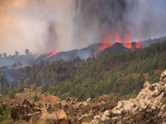 Destrucción y zozobra: las imágenes que dejó la erupción del volcán Cumbre Vieja