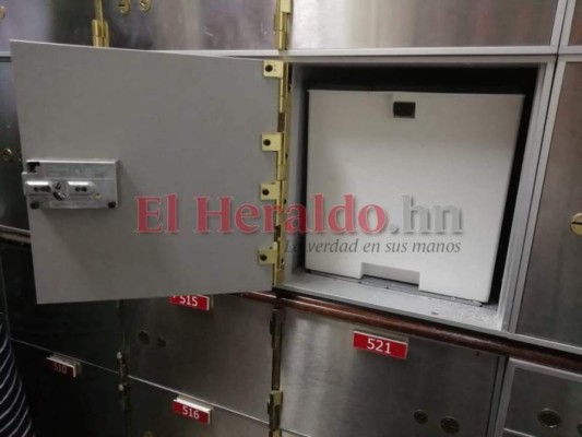 FOTOS: Las joyas que Rosa Elena de Lobo tenía guardadas en la caja fuerte de un banco