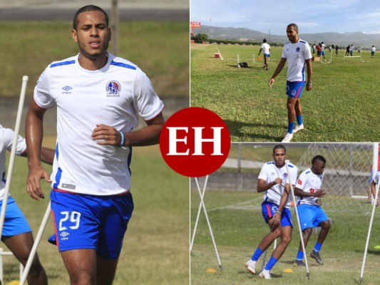 FOTOS: Vestido de blanco y muy sonriente, así llegó Eddie Hernández al entrenamiento de Olimpia