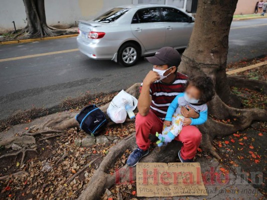 FOTOS: Los rostros inocentes de la mendicidad provocada por el Covid-19