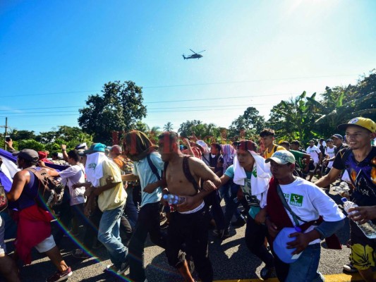 FOTOS: Así fue la llegada de la caravana migrante de hondureños a México