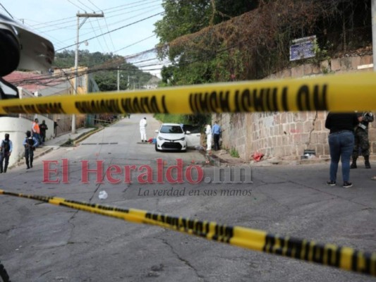 Llanto y dolor en el barrio Buenos Aires: escena de un doble crimen (FOTOS)