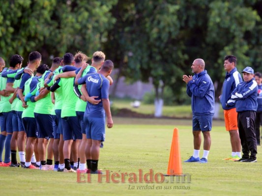 FOTOS: Así fue el primer día de entrenamiento de Óscar Salas con Motagua