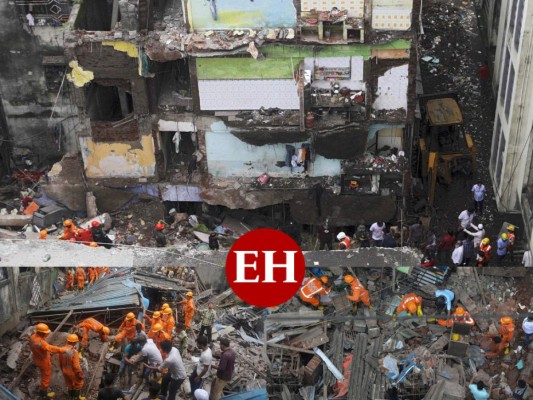 Impactantes fotos del derrumbe de edificio en India que deja al menos 15 muertos  