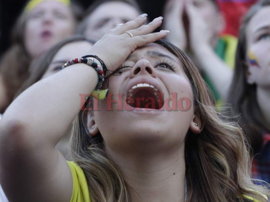 Hermosas colombianas presenciaron el pase a octavos de su equipo ante Senegal