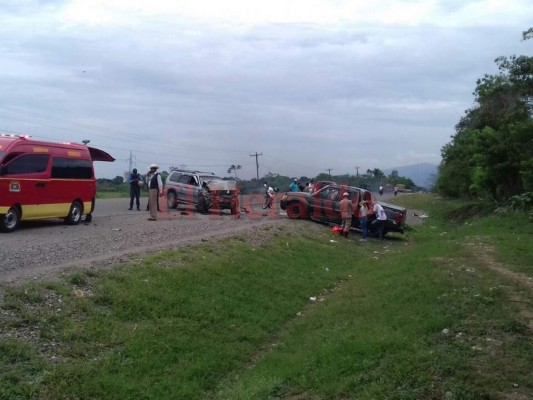 Las imágenes tras el aparatoso accidente en carretera a Olancho