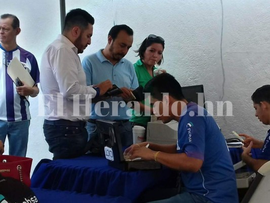 Así es el ambiente que se vive previo al partido Honduras vs México en el Olímpico