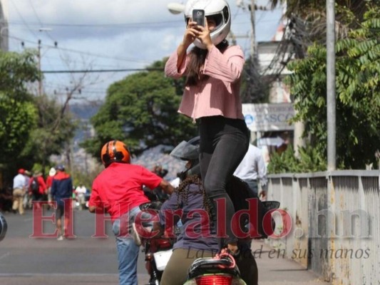 FOTOS: Patriotismo y alucinante ambiente en desfiles 2019