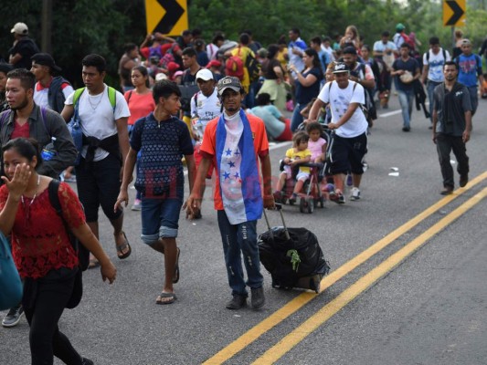 FOTOS: Así fue la llegada de la caravana migrante de hondureños a México