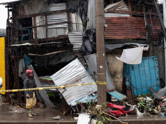 Muertos e inundaciones: estragos de la tormenta Amanda en El Salvador (FOTOS)