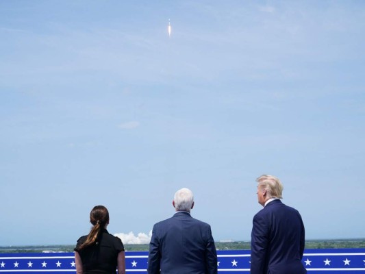 FOTOS: Así fue el lanzamiento histórico del cohete SpaceX