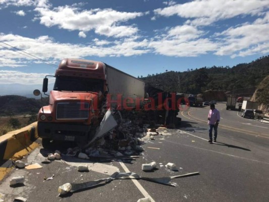 Las imágenes que no vio del accidente que dejó dos personas muertas en la Cuesta de la Virgen