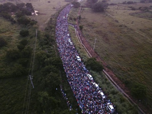 Las desgarradoras fotos de los hondureños de la caravana migrante a su llegada a Oaxaca, México