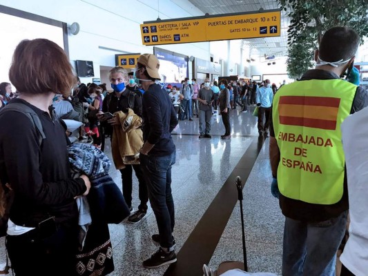 FOTOS: El drama de Ecuador, país desbordado de muertes por coronavirus