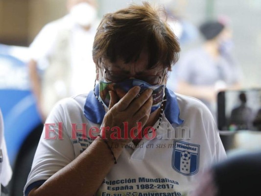 Personajes hondureños que dieron el último adiós a Chelato Uclés (FOTOS)