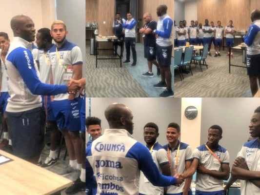 Así fue la visita de David Suazo a la Selección de Honduras en Polonia