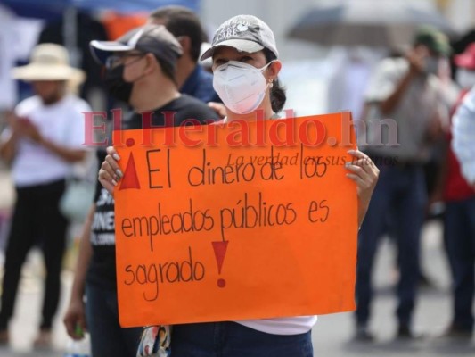 Así fue la protesta de maestros en la capital contra la intervención del Inprema