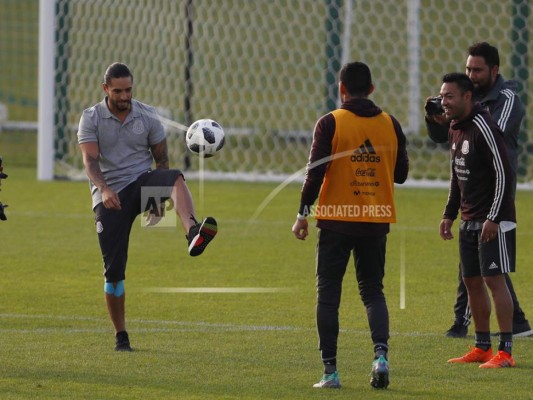 Así fue la visita de Maluma al entrenamiento de la Selección de México