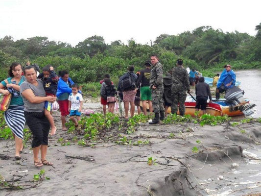 Honduras con el agua hasta el cuello por fuertes lluvias