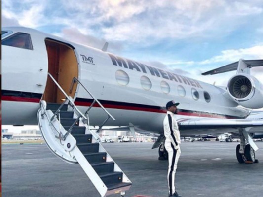 Los lujos que Floyd Mayweather presume en sus redes sociales