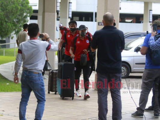 Así se vivió la llegada de Olimpia a San Pedro Sula para disputar el título ante Real España